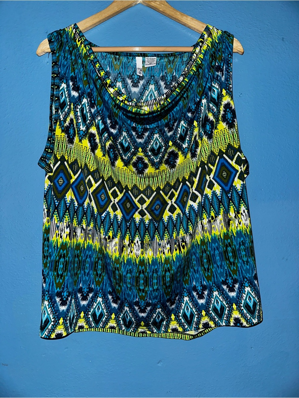Sleeveless Cowl Neck Print Top - Blue & Yellow